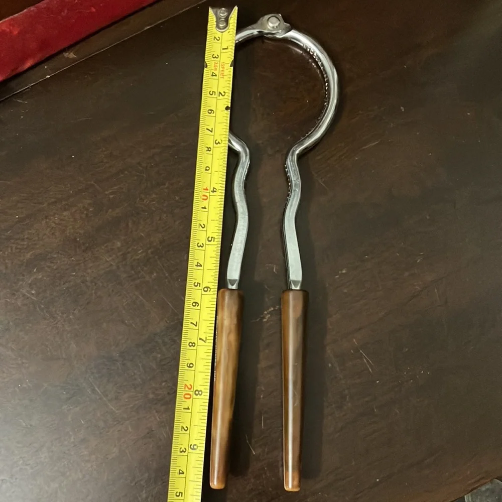 Vintage Bakelite Double Handle Jar Opener IL Advertising GBH Way Homes Inc.